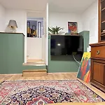 Big Apartment Koeln Center No Party