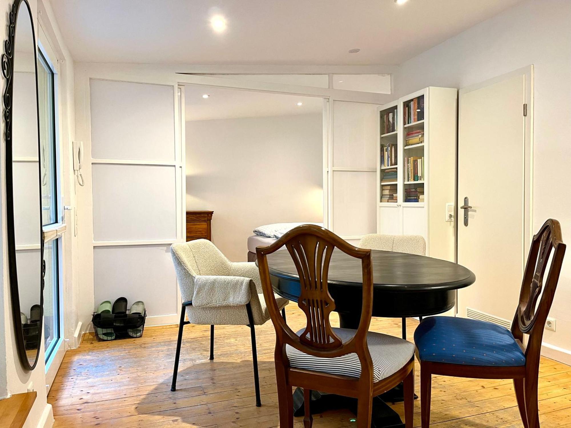 Big Center No Party Apartment *